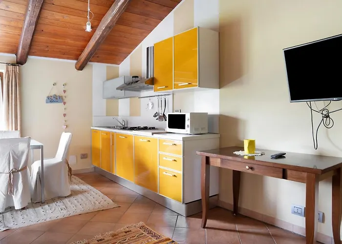 La Corte Di Langa Ambra Apartmán *